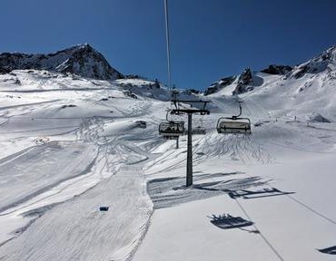 Corona-Pandemie: Quarantäne für Skiurlauber?