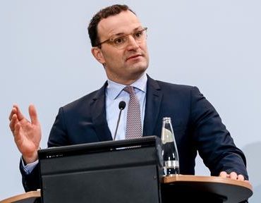 Corona-Impfungen: Spahn blickt mit Hoffnung auf Januar