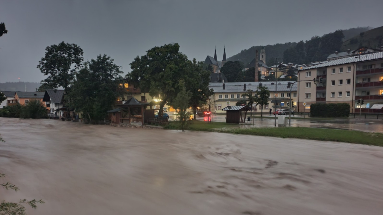 Hochwasser: Land unter auch in Sachsen und Bayern