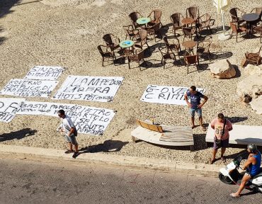 El barco financiado por Banksy pide ayuda tras rebasar su capacidad de migrantes a bordo | Internacional