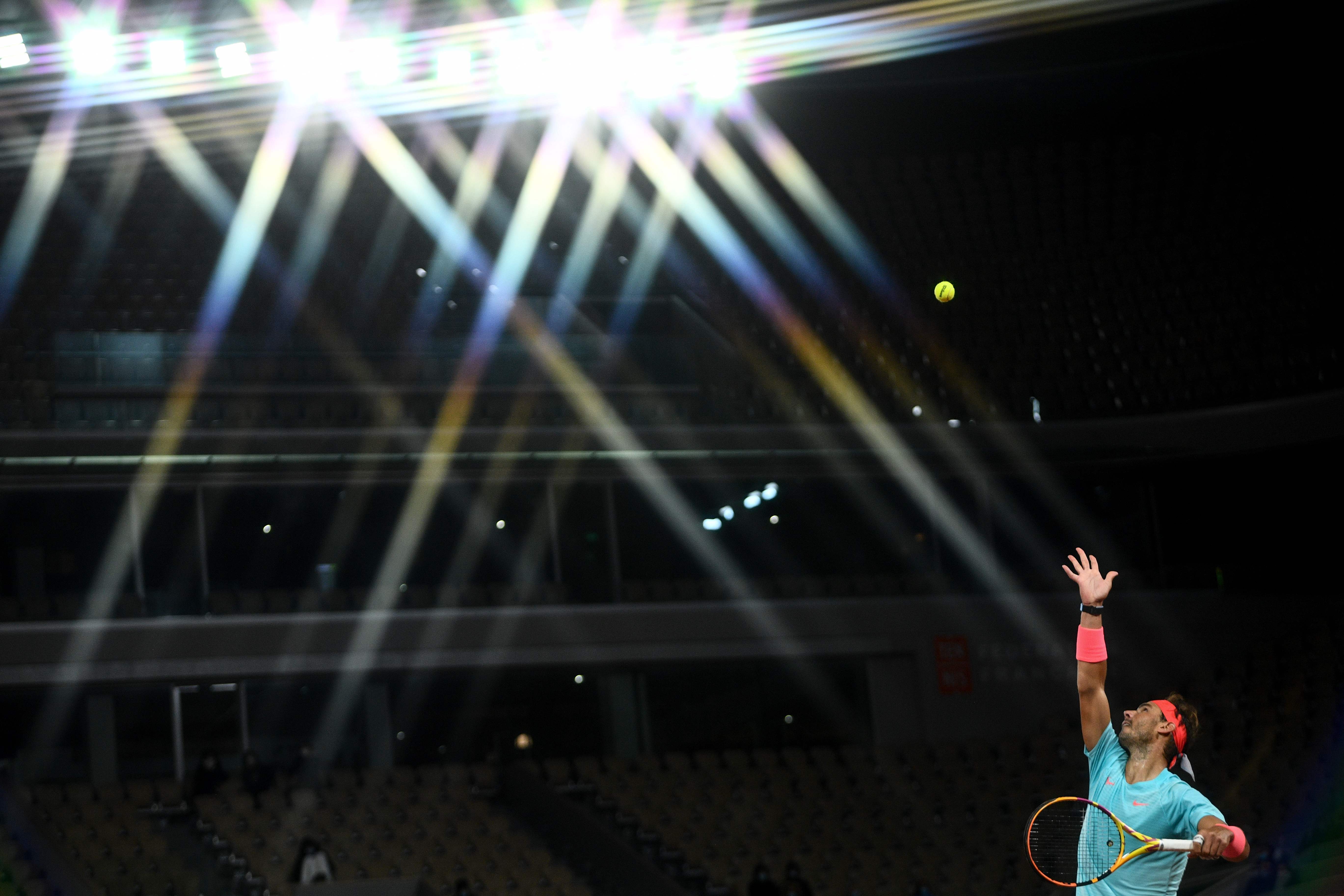Pelotazo, susto y felicidad para Djokovic | Deportes