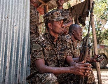 Tanques etíopes rodean la capital de la rebelde Tigray a pocas horas de finalizar el ultimátum de rendición
