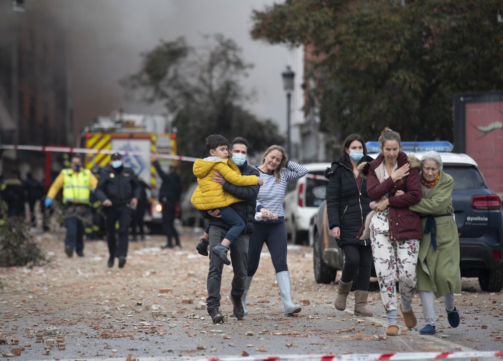 Al menos tres fallecidos y un desaparecido tras la explosión en un edificio en el centro de Madrid