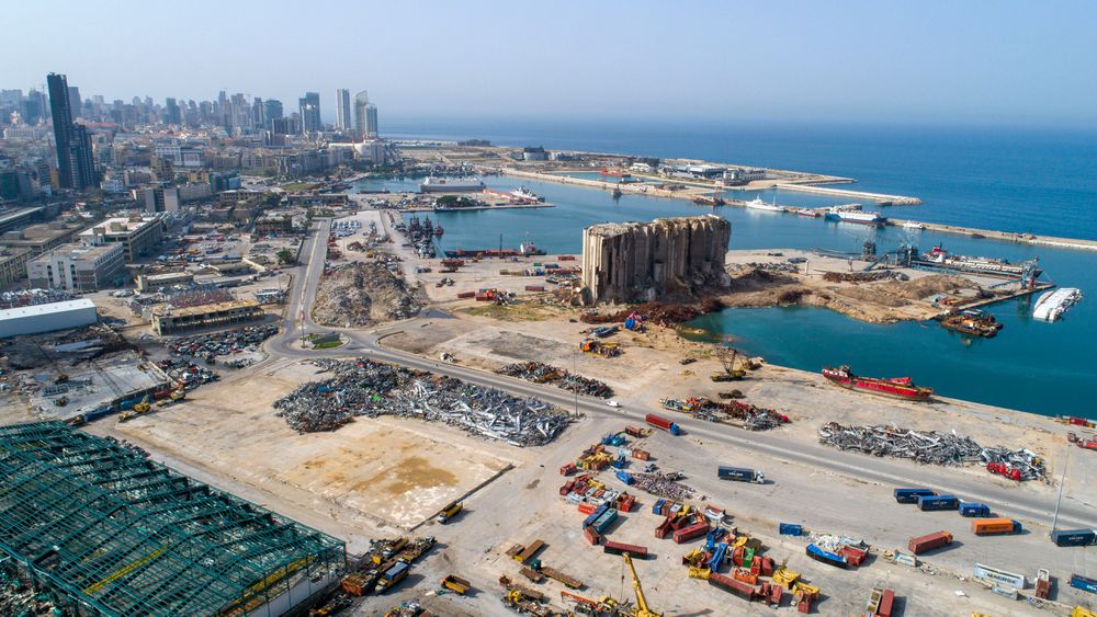 El puerto de Beirut a vista de dron, seis meses después de la explosión