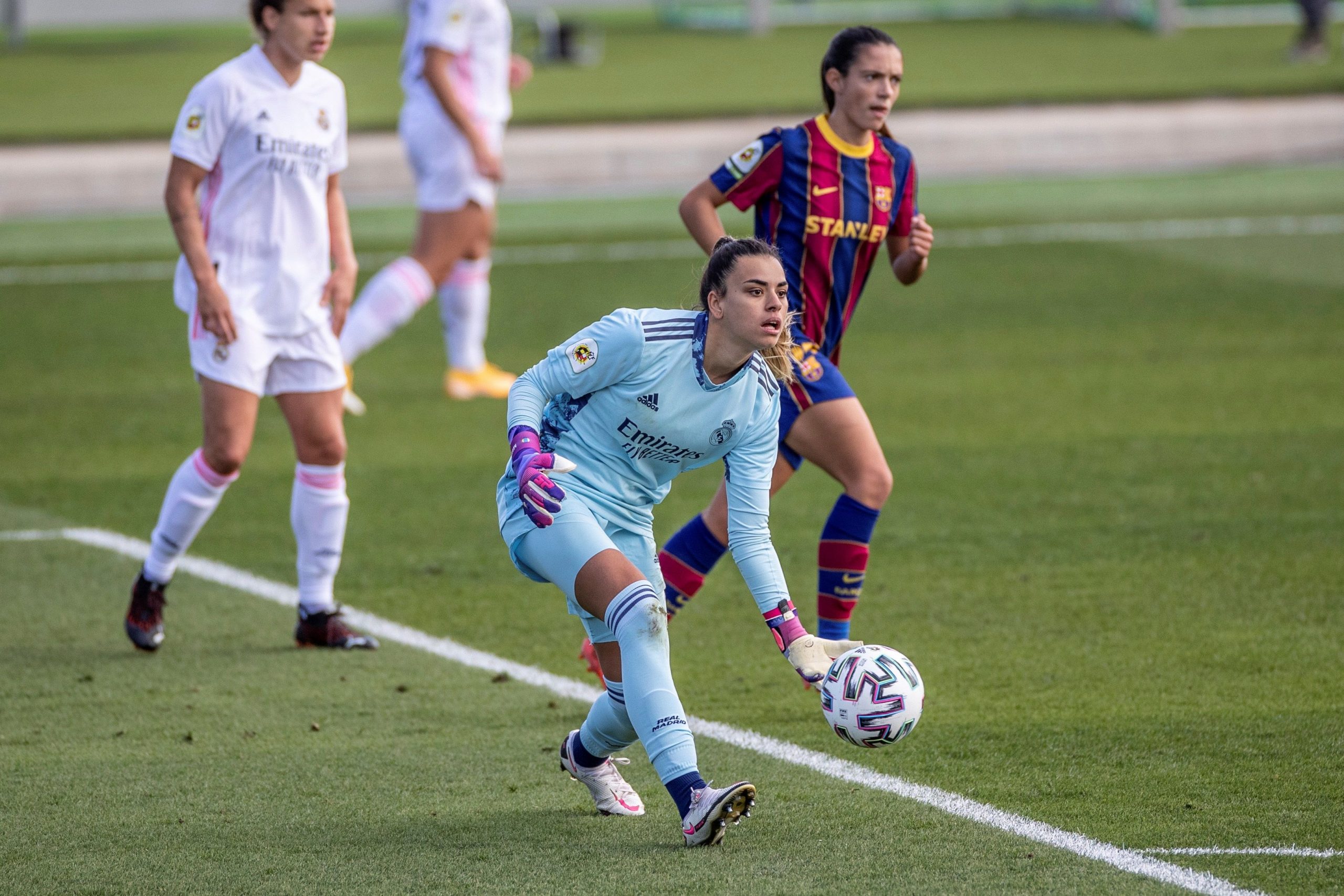 El mundo del fútbol se vuelca con Misa Rodríguez tras sufrir comentarios machistas en Twitter