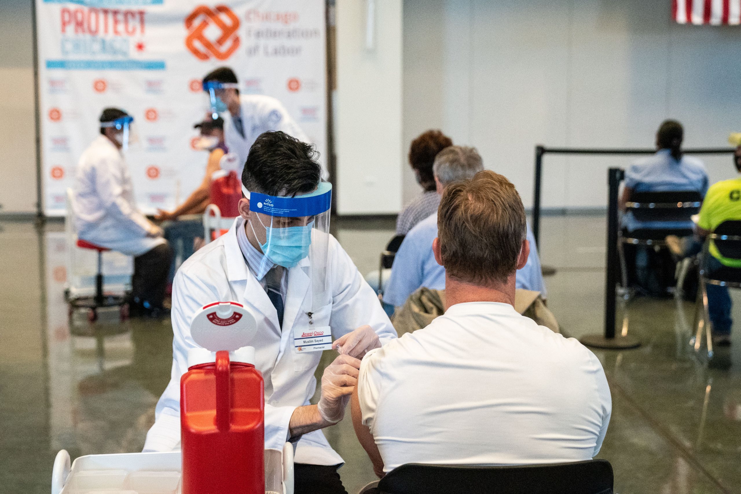 El regulador europeo avala la vacuna de Janssen pese a hallar posibles vínculos con casos raros de trombos