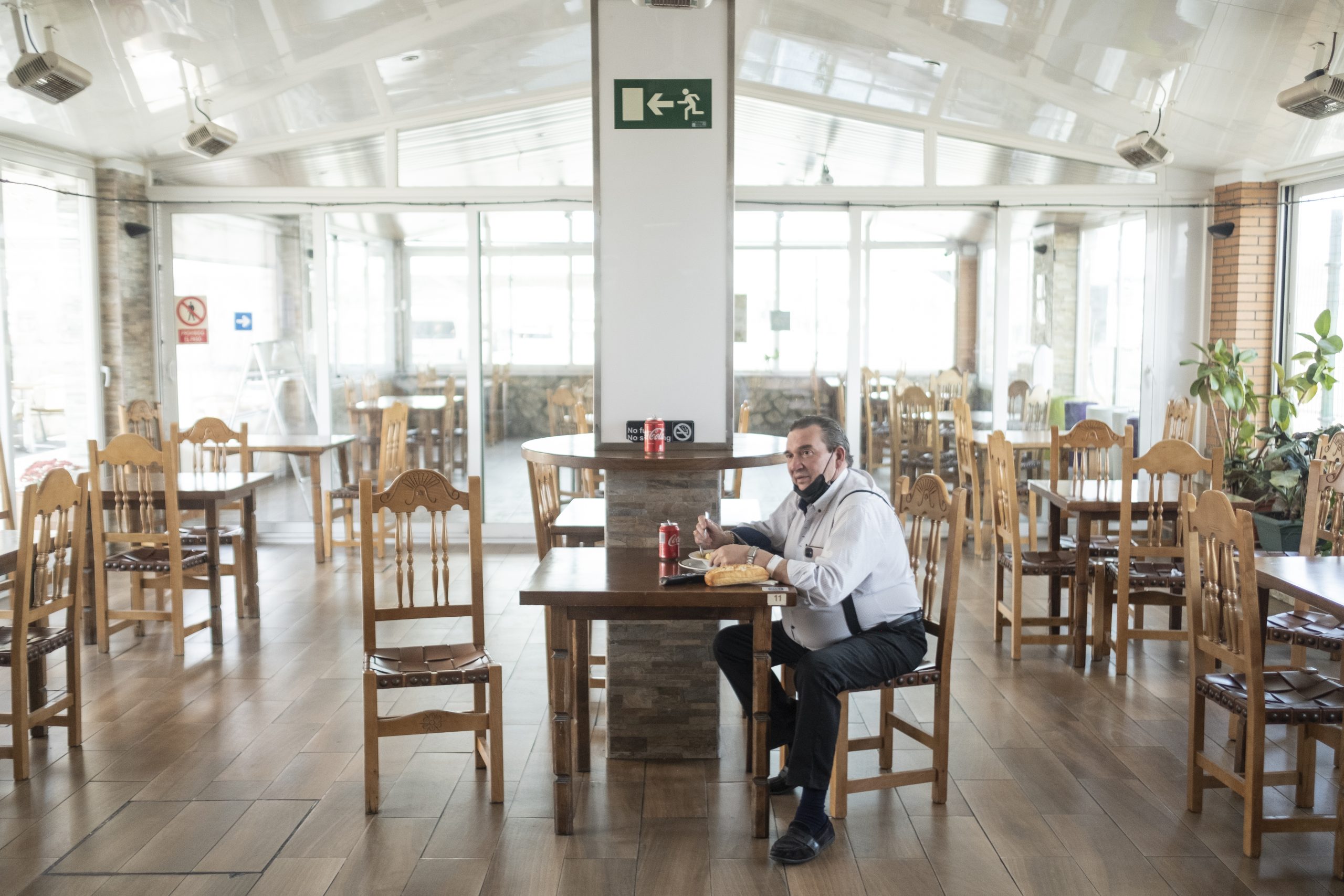 No hay Semana Santa ni clientela para el bar de carretera