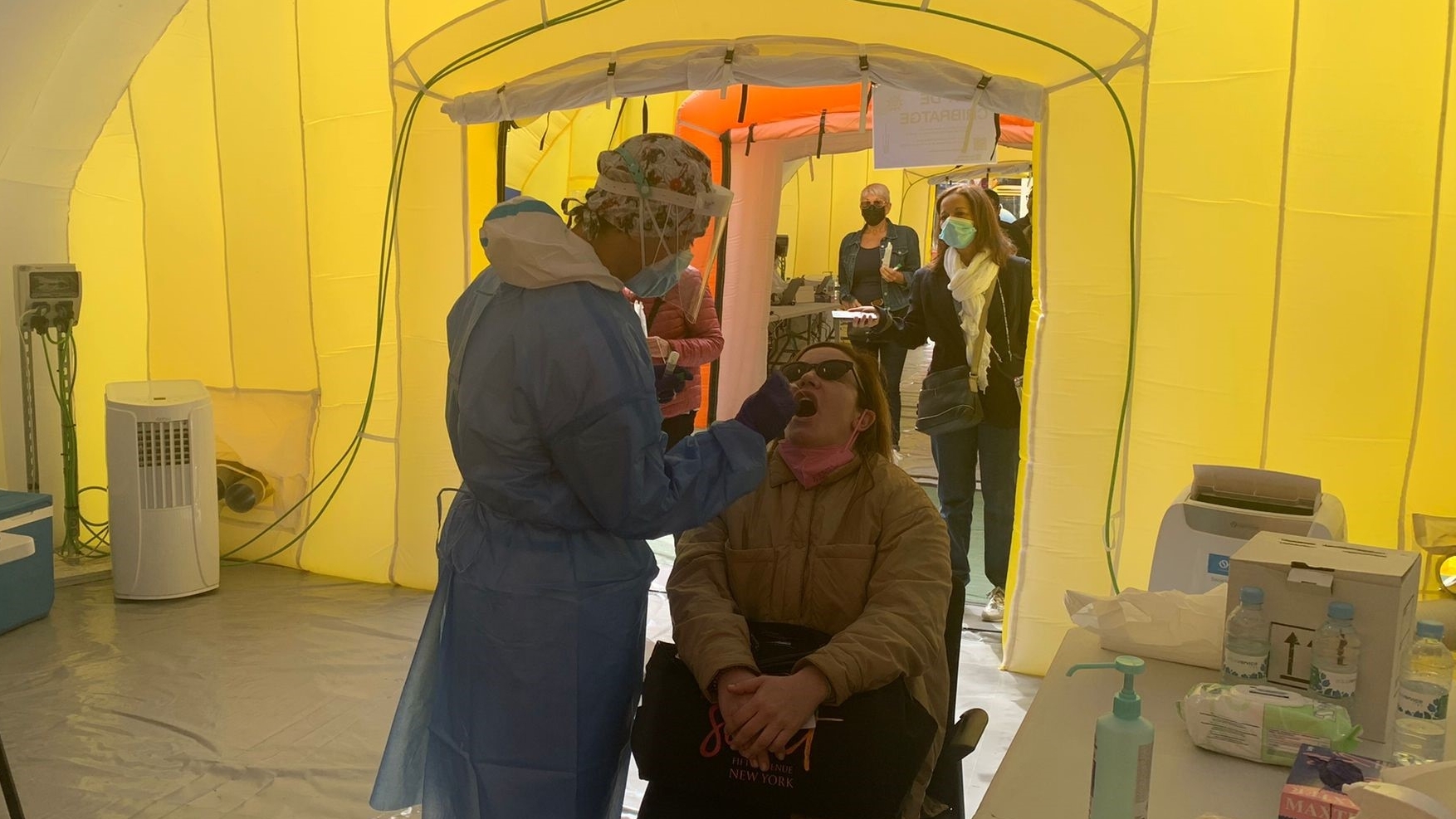 Últimas noticias del coronavirus, en directo | Sanidad comunica 7.041 nuevos contagios y 82 muertes