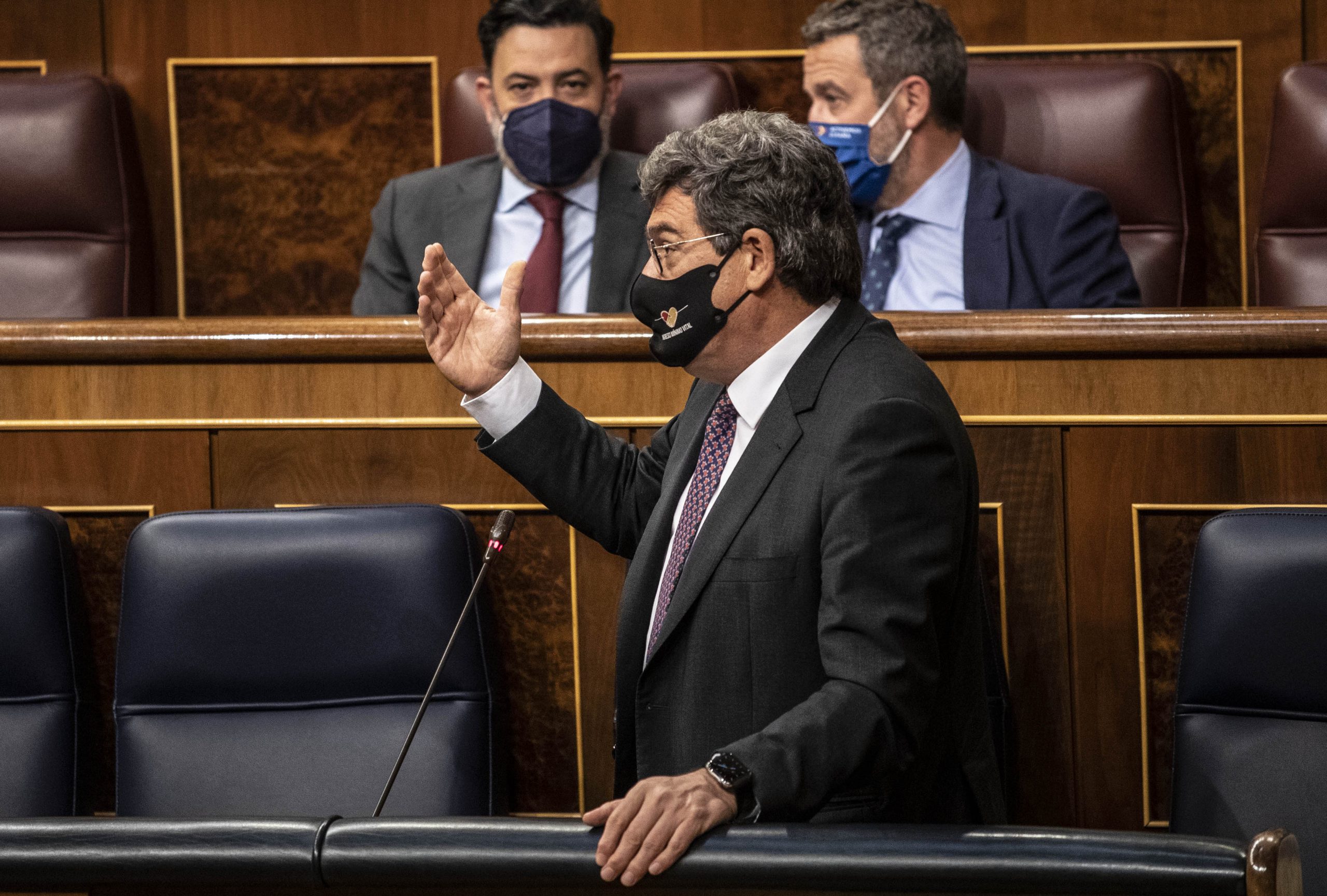 La Seguridad Social propone que los autónomos coticen entre 90 y 1.220 euros al mes en función de sus ingresos