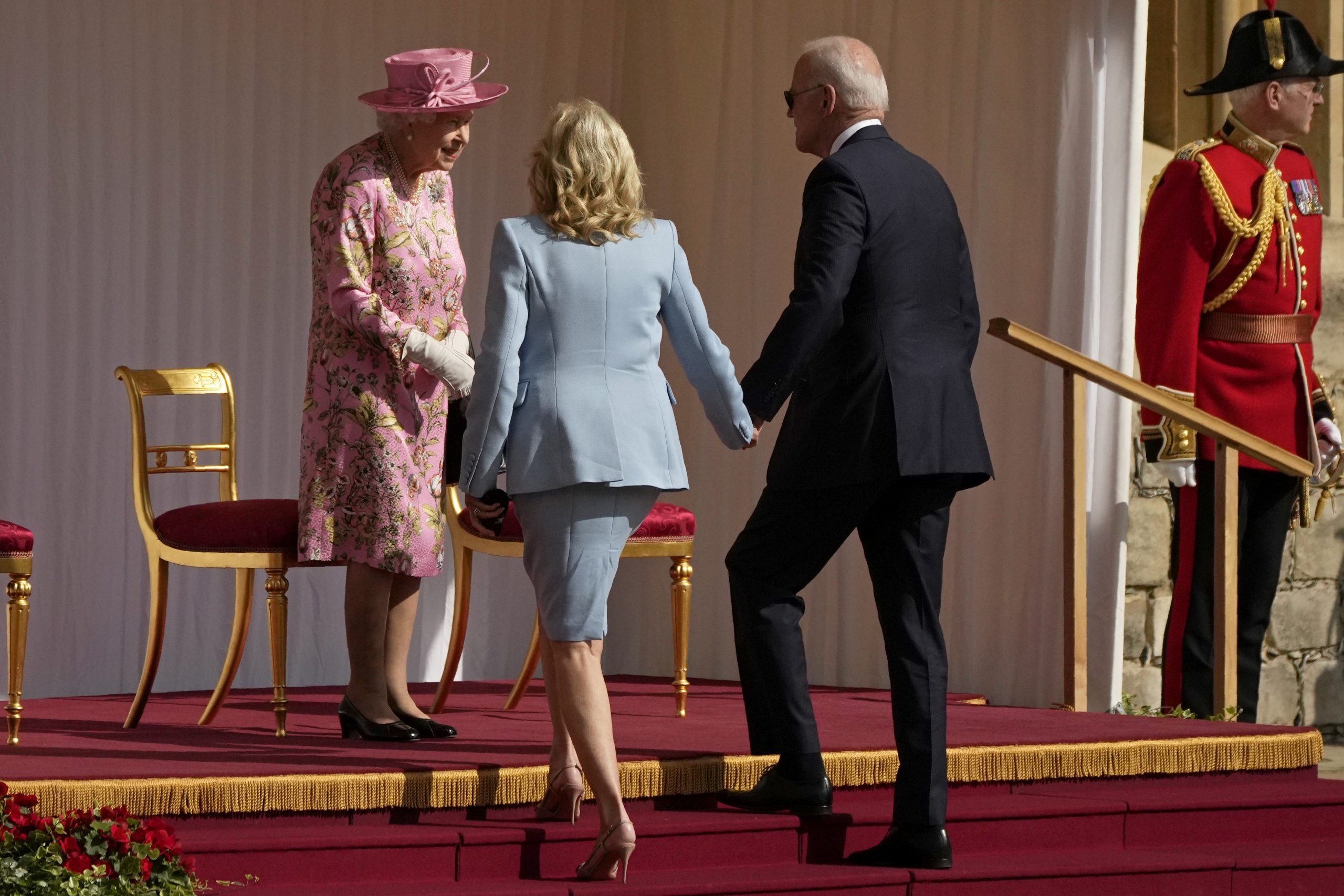 Biden escenifica su acercamiento a una Europa reticente por la era Trump