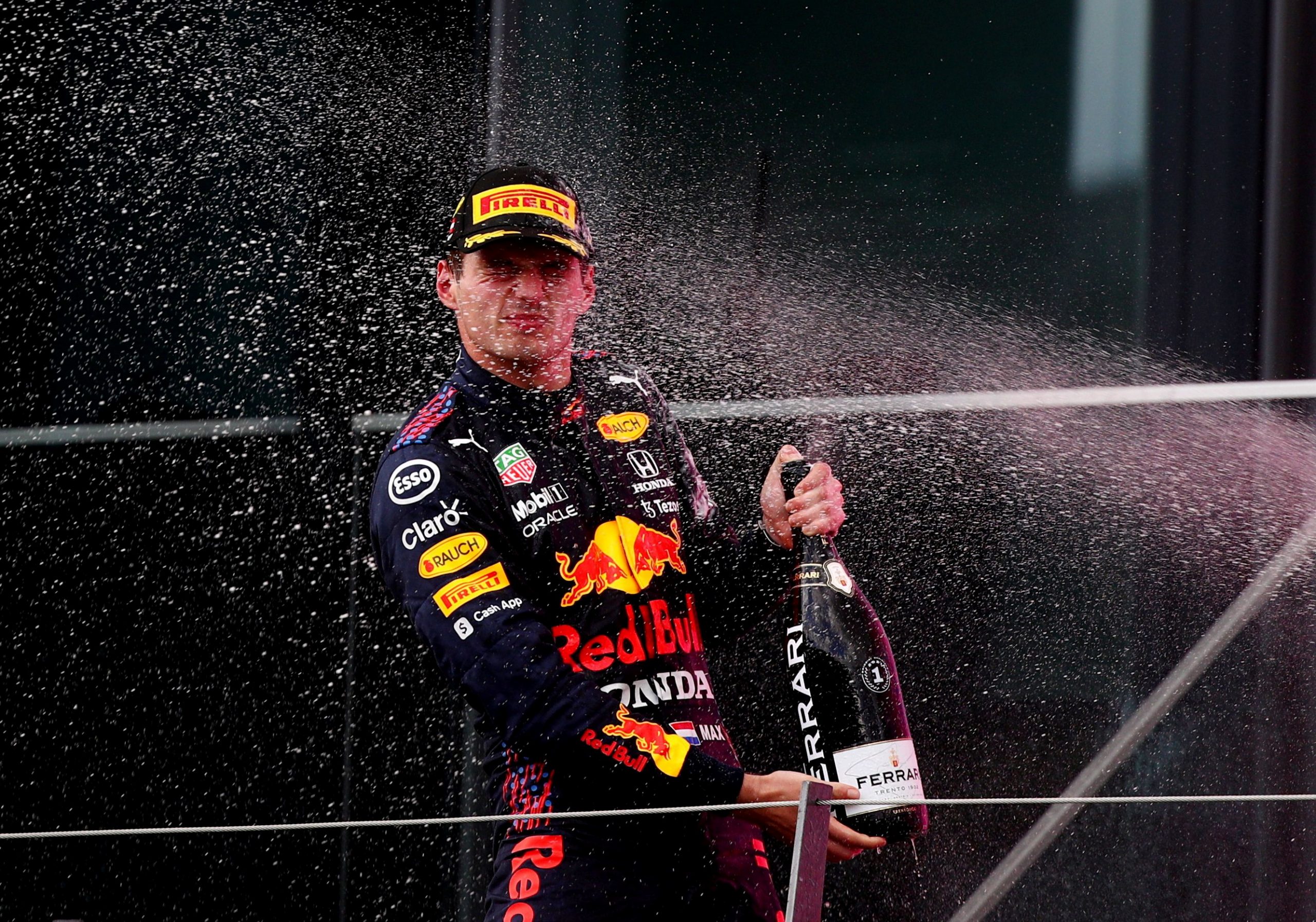 Verstappen sentencia el GP de Estiria con un Red Bull que está “on fire”