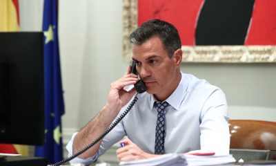 Joe Biden y Pedro Sánchez abordan la evacuación de afganos en una llamada telefónica