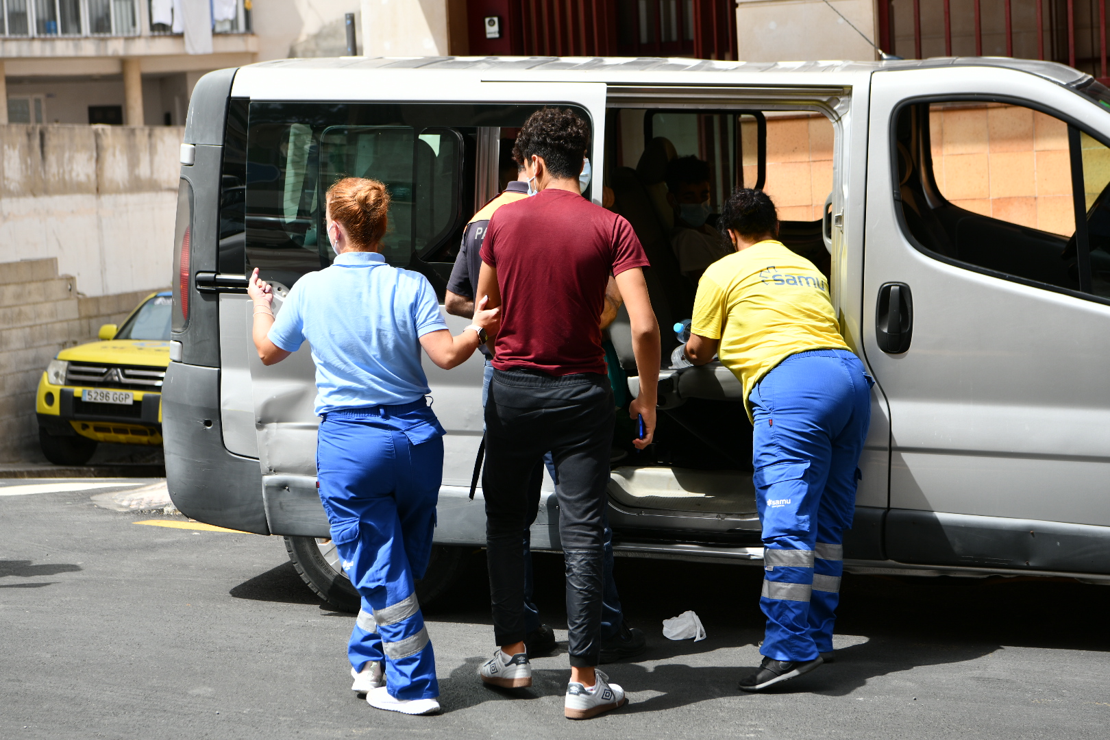 Un juzgado de Ceuta frena la repatriación de un grupo de menores marroquíes a su país