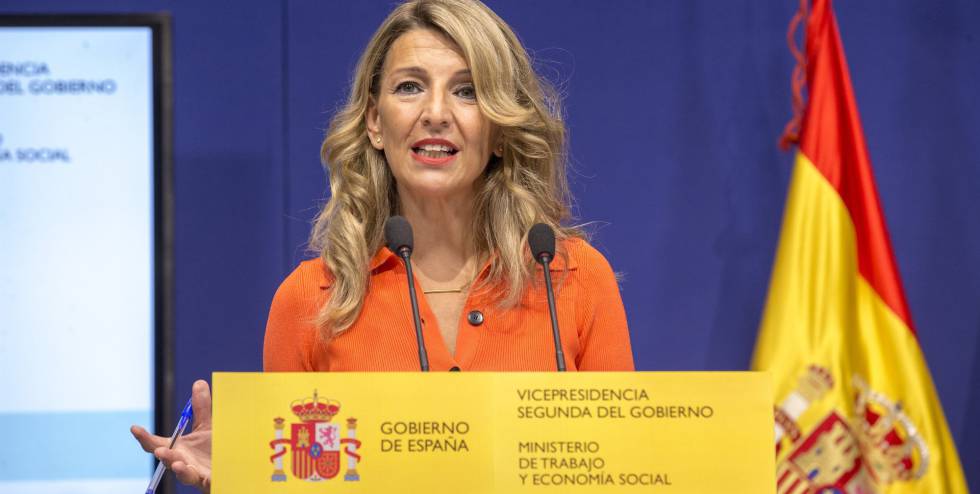 Yolanda Díaz transmite su preocupación por el impacto medioambiental de la futura ampliación de El Prat