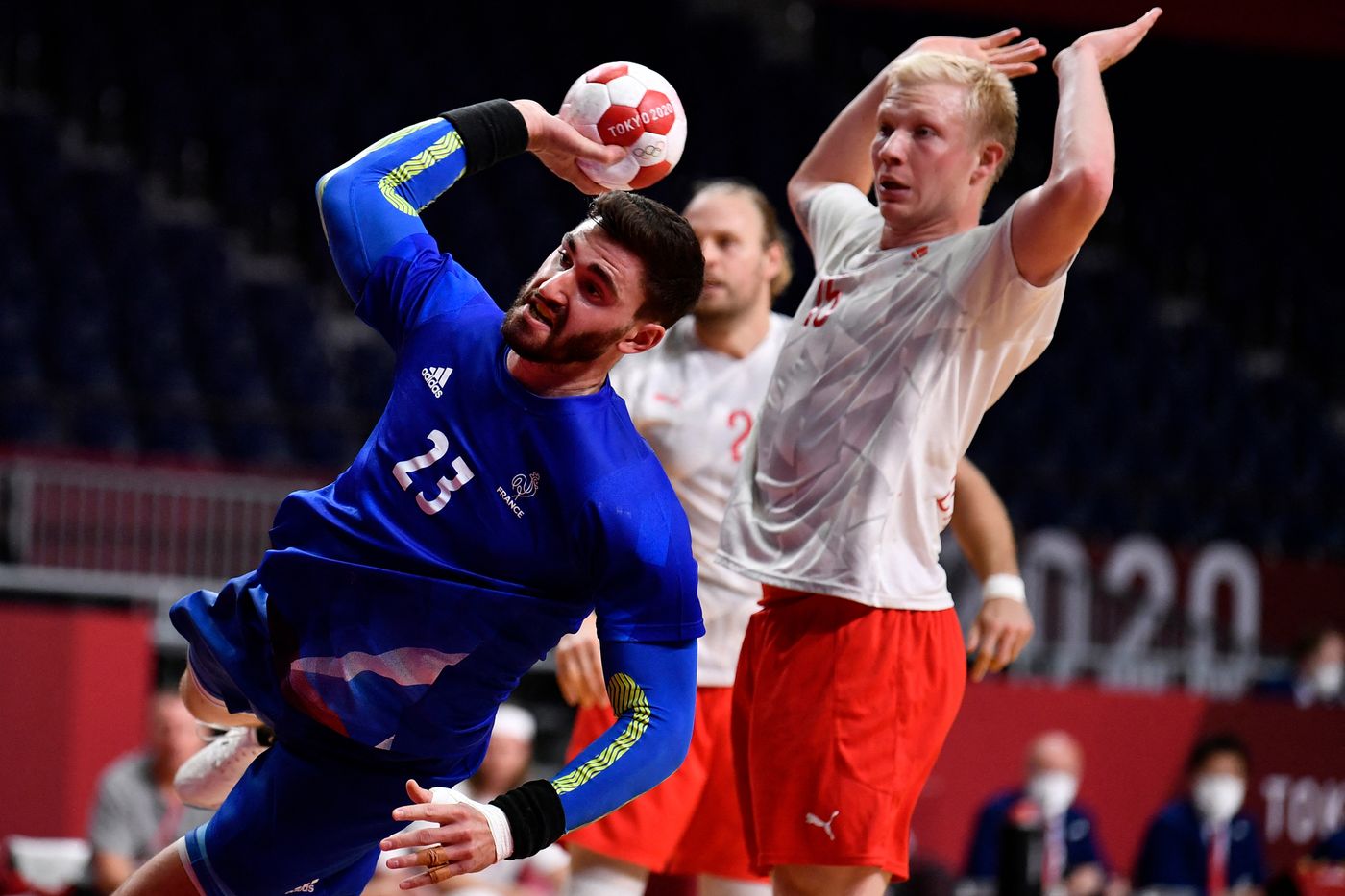 l’équipe de France de handball réalise un triplé olympique historique