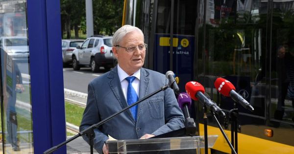 Tarlós István elhalasztotta a Szentendrei út felújítását