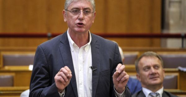 Gyurcsányék ki akarják szolgáltatni az országot Brüsszelnek