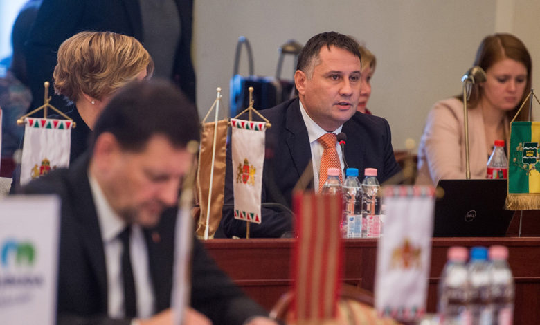 A közös gondolkodás a politikai siker titka