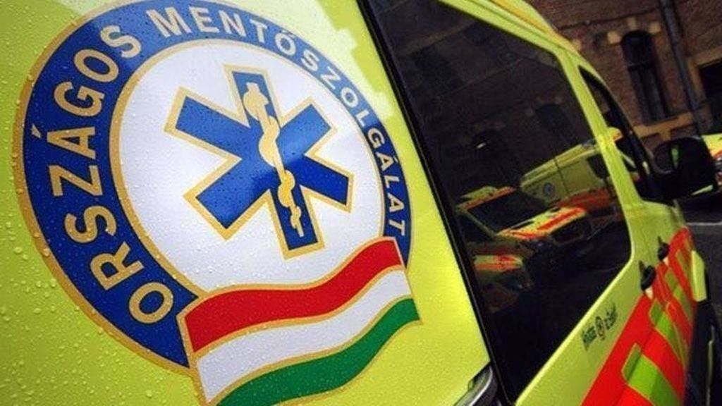 Beszólt a szomszéd a parkolás miatt az épp újraélesztő mentősöknek