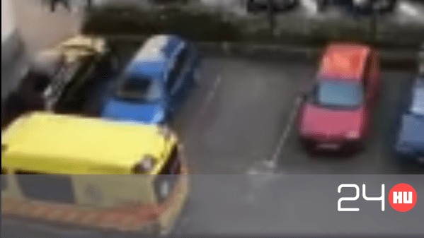 Kiakadt egy férfi azon, hogy az újraélesztést végző mentősök miatt nem lehetett kiparkolni