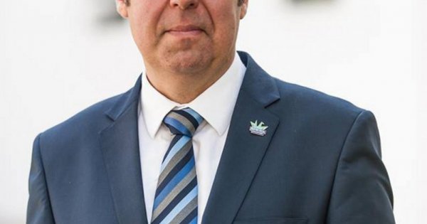 L. Simon László Konrád Györgyöt és Heller Ágnest méltatta