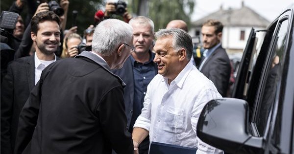 Orbán Kötcsén meghirdette az “okos nemzetépítés” stratégiáját és európai körforgalom beszélt
