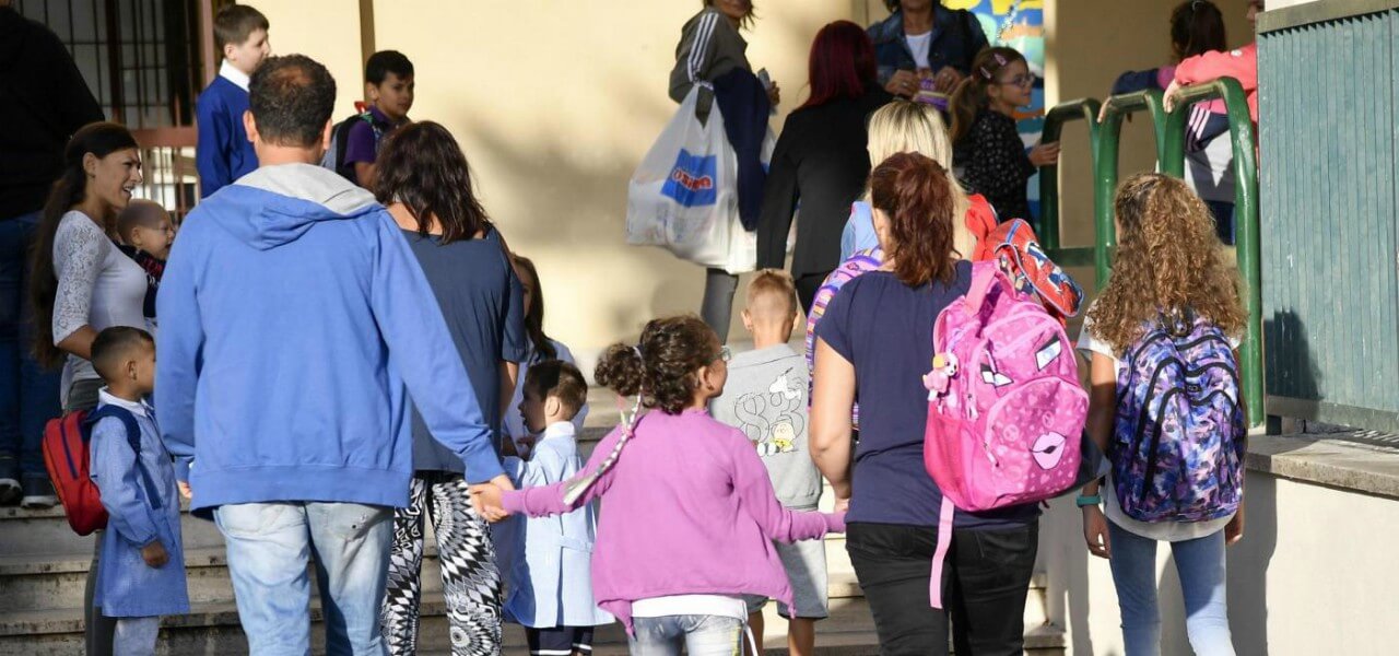 Assegno unico universale "rinviato" al 2022/ Dal 1° luglio misura "ponte": importo
