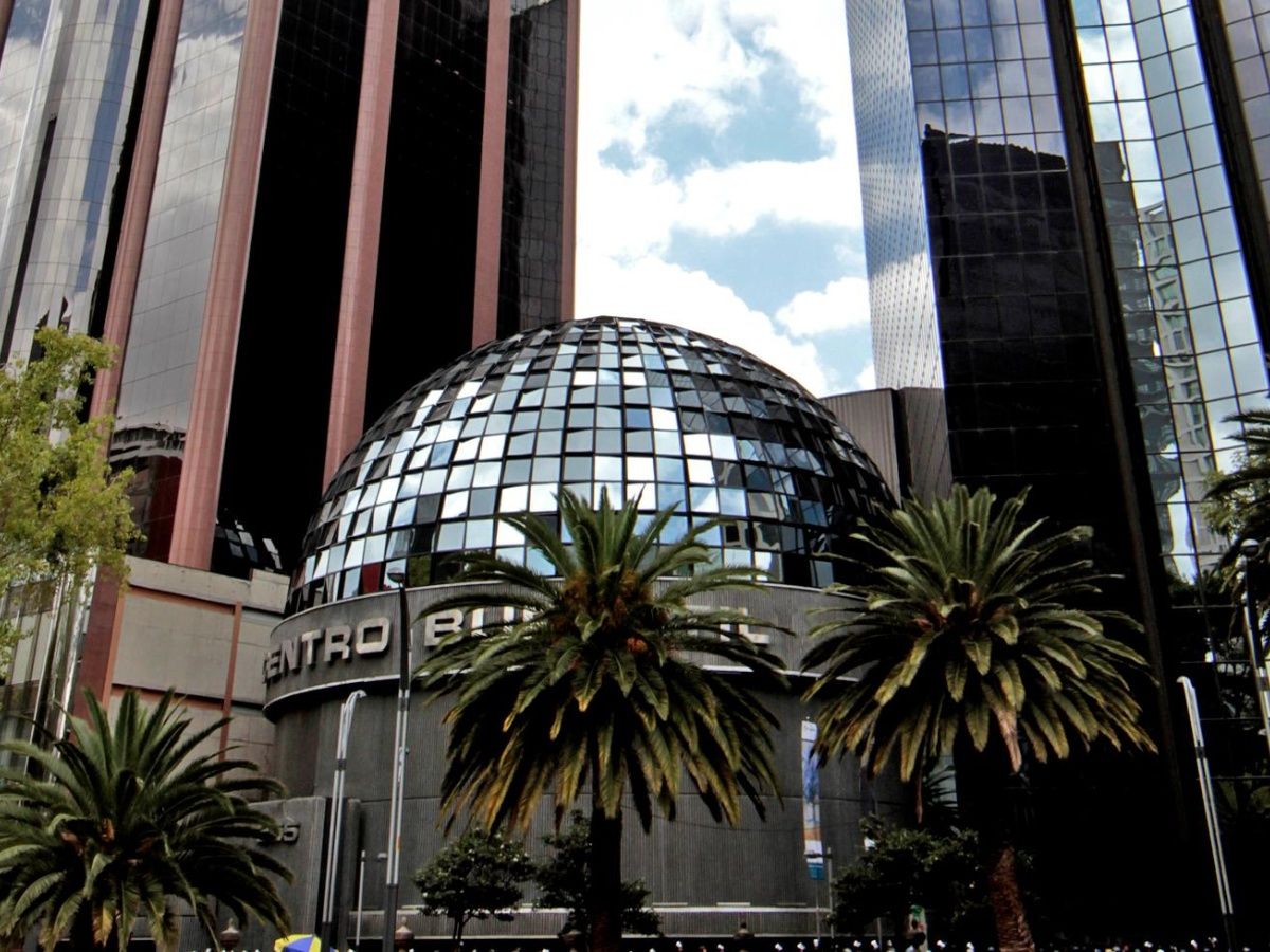 La Bolsa Mexicana cierra con ganancias por cuarta vez al hilo