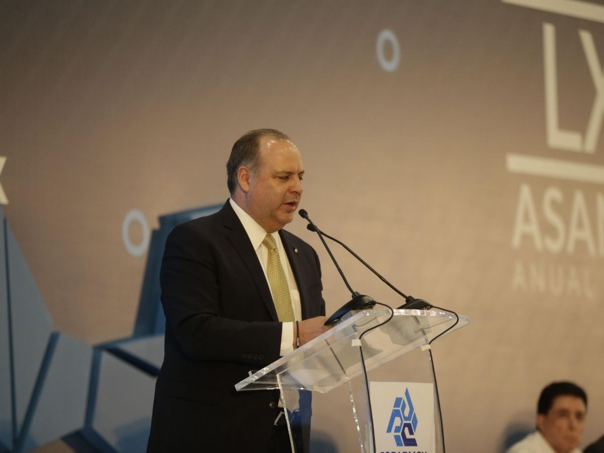 La Coparmex advierte de una posible recesión económica en México