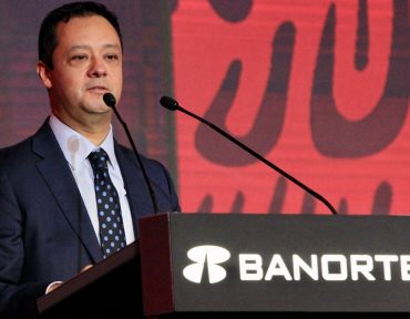 Banxico advierte que México enfrenta estancamiento económico