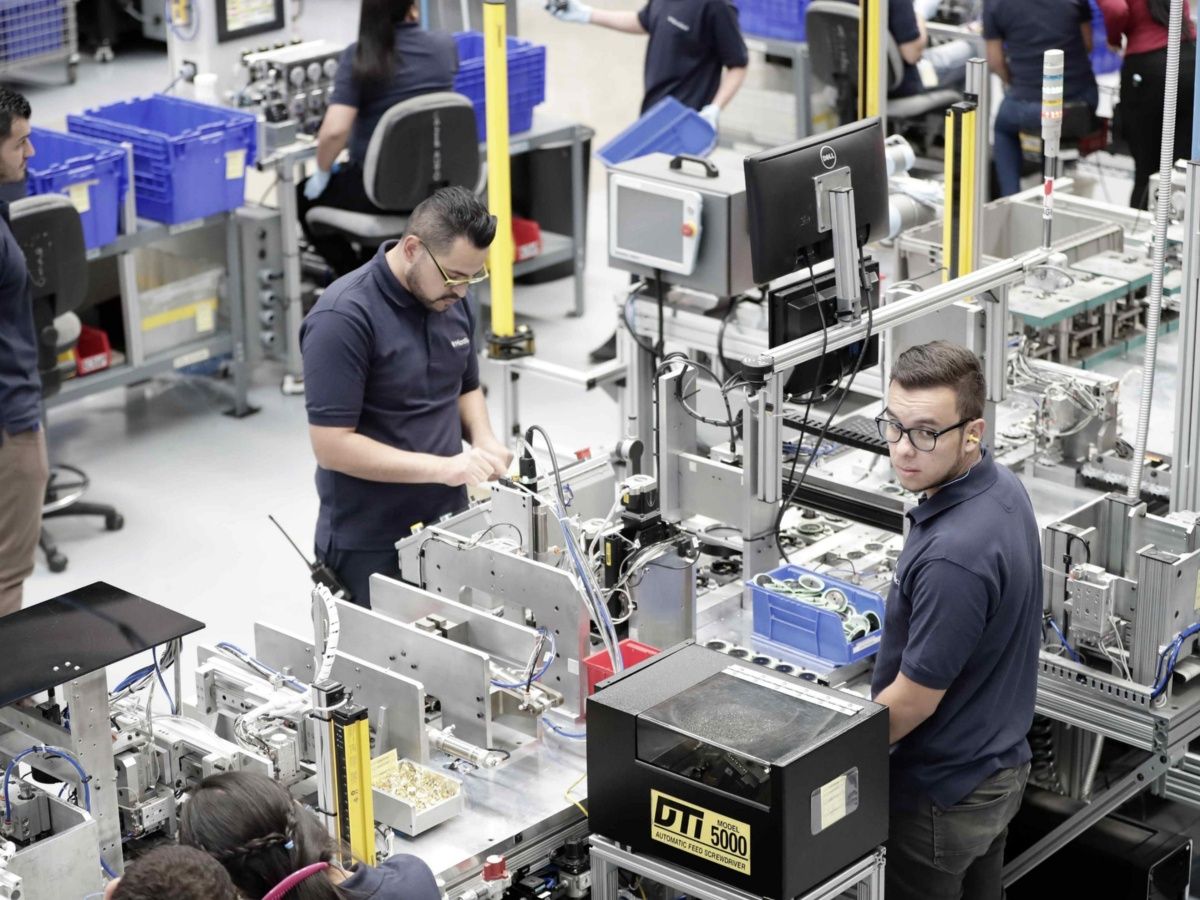 Falta de coherencia política en México afecta la inversión: Moody's