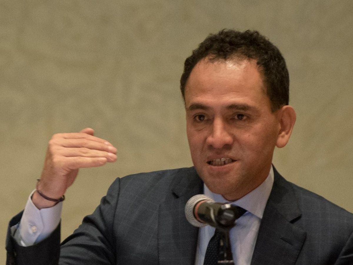 Hay desaceleración económica, no recesión: Hacienda