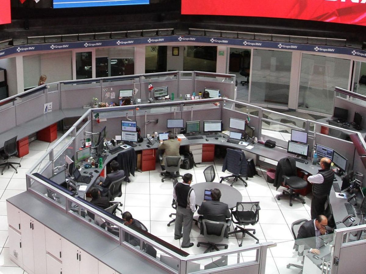 La Bolsa Mexicana baja por amenaza de aranceles de EU a China