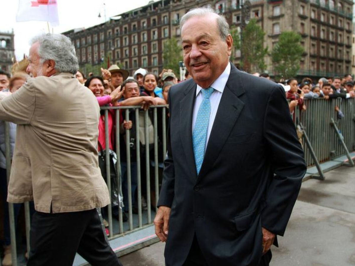 Slim se compromete a seguir invirtiendo en México, afirma López Obrador