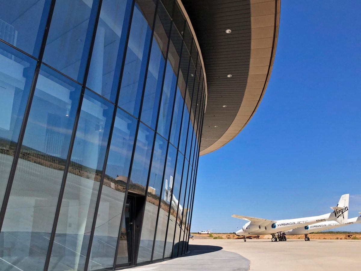 Virgin Galactic presenta el primer puerto espacial comercial