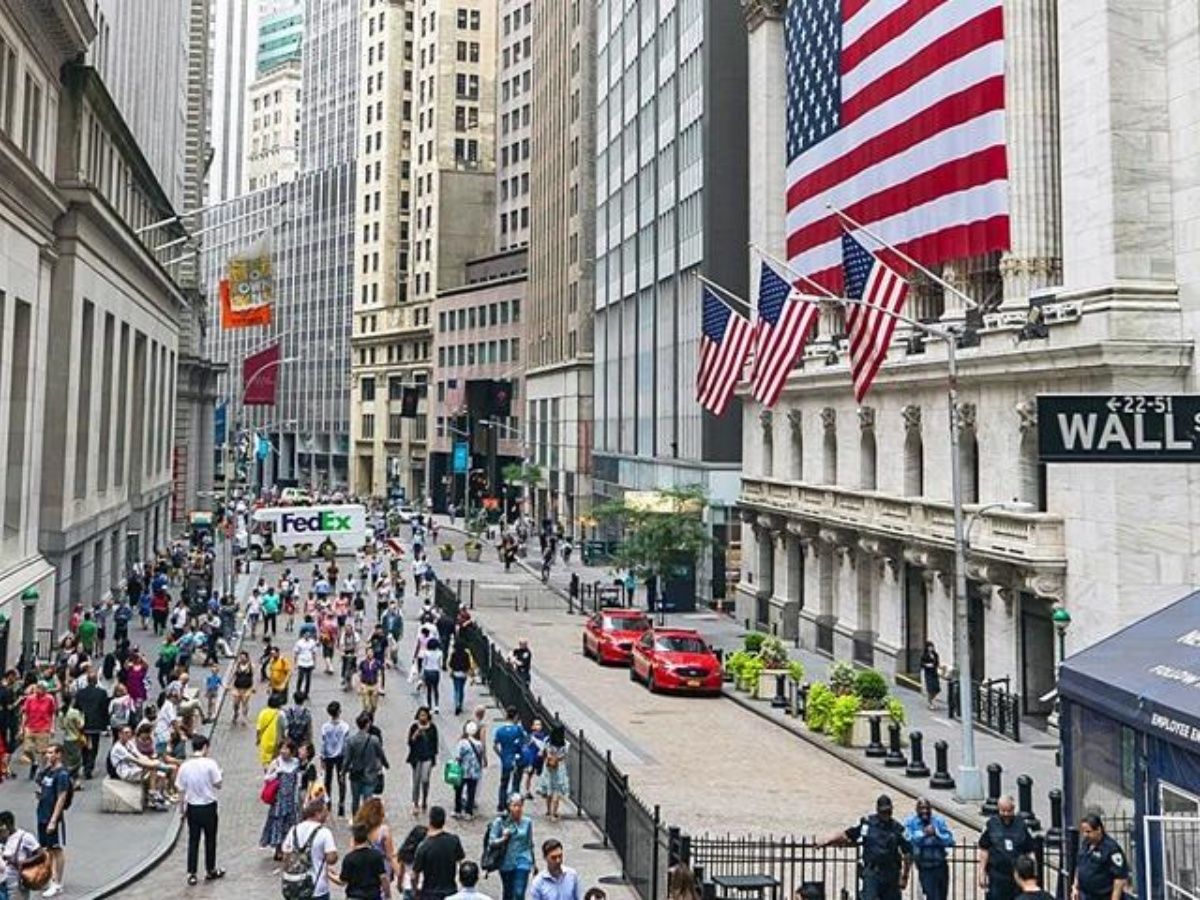 Wall Street abre con ganancias al reducir tensión comercial China-EU