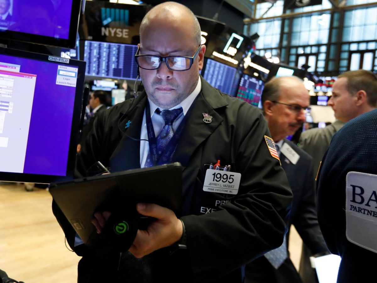 Wall Street sube al calmarse las tensiones comerciales