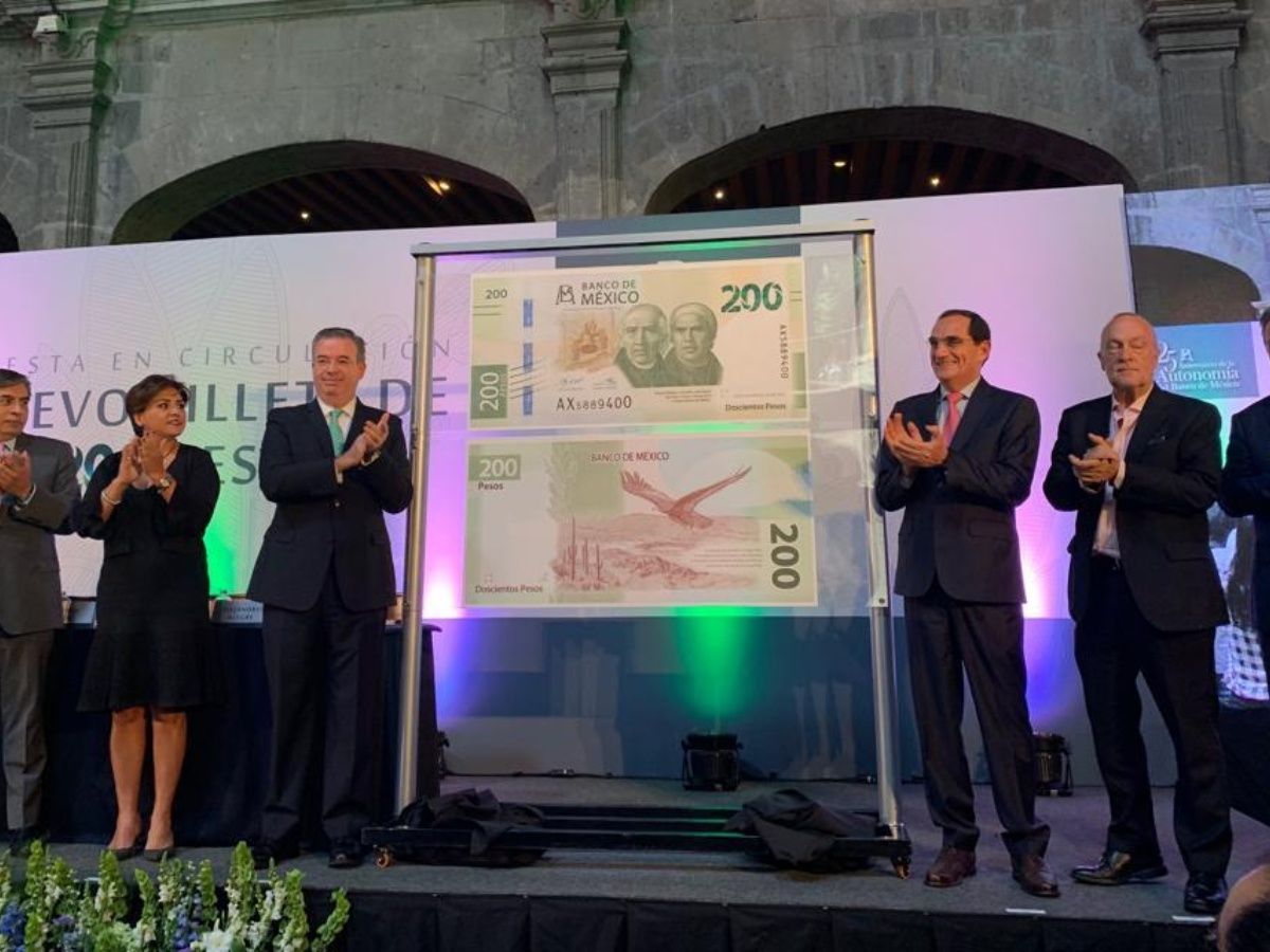 Banxico mantiene el proyecto del billete de dos mil pesos