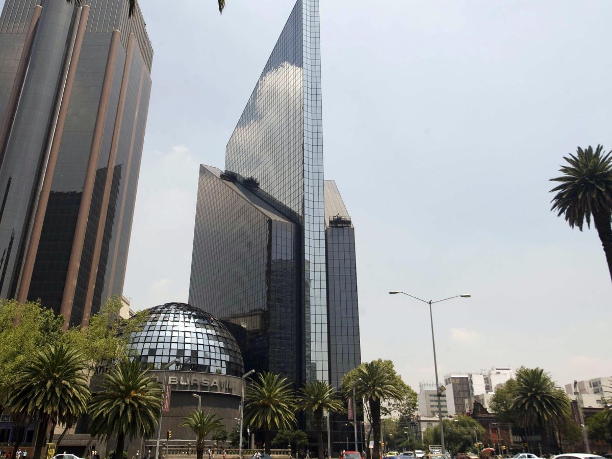 La Bolsa Mexicana gana tras decisiones de política monetaria