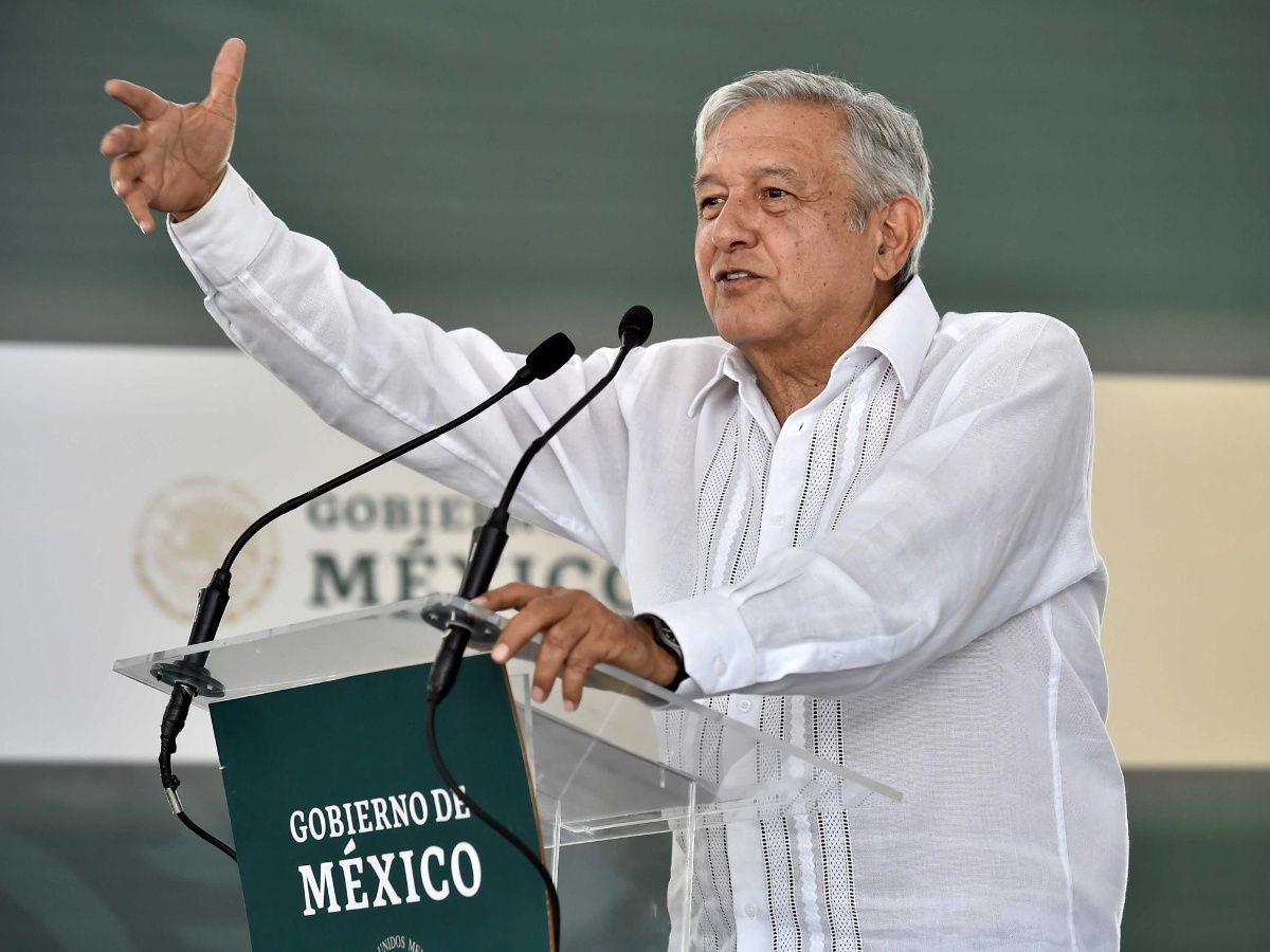 Llega López Obrador a Primer Informe con rezagos en seguridad y economía