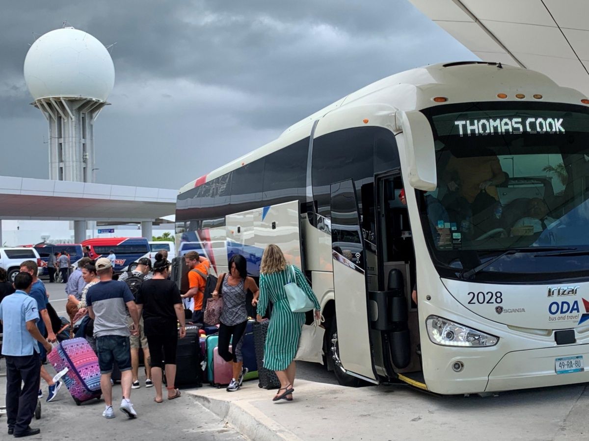 Pasajeros varados y deudas deja quiebra de Thomas Cook en el Caribe mexicano