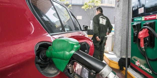 Alzas en gasolinas y gas aceleran inflación por segundo mes consecutivo