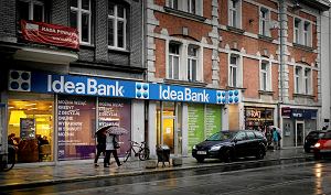 Idea Bank - pokiereszowany przez afery, ale mimo wszystko z zyskiem