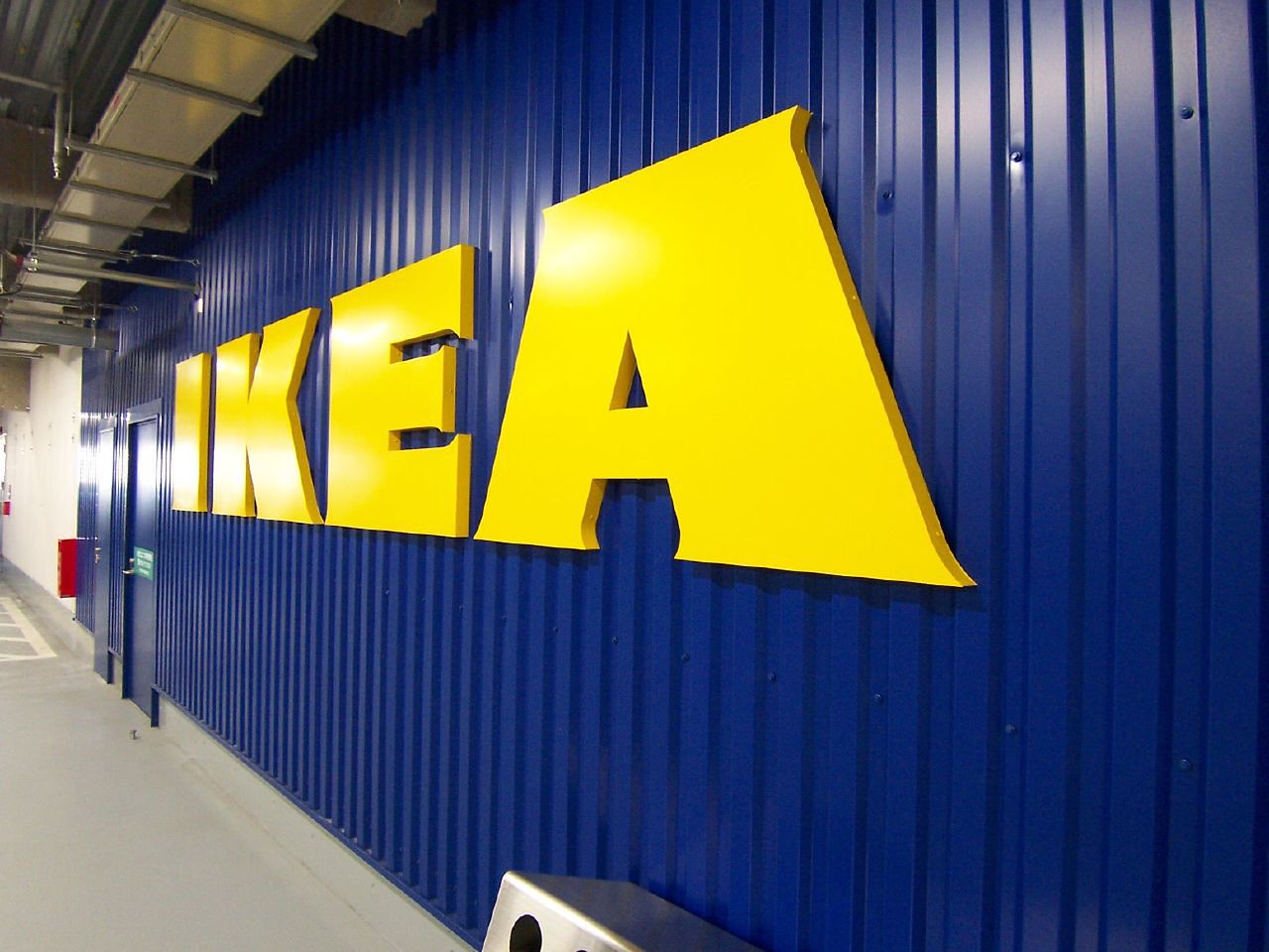 IKEA ma problemy z dostawami. "Zdecydowaliśmy się na podjęcie nadzwyczajnych kroków"