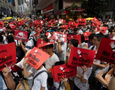 China estaria espalhando informações falsas sobre protestos em Hong Kong