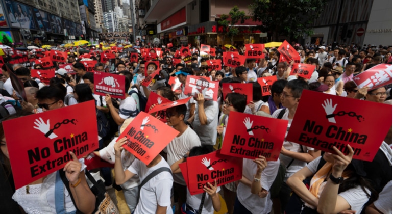 China estaria espalhando informações falsas sobre protestos em Hong Kong