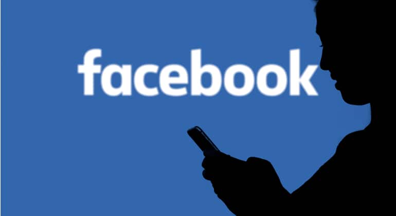 Funcionários do Facebook teriam ouvido conversas de usuários sem autorização