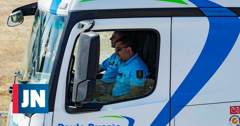 GNR e PSP conduziram 28 camiões de combustível em dois dias