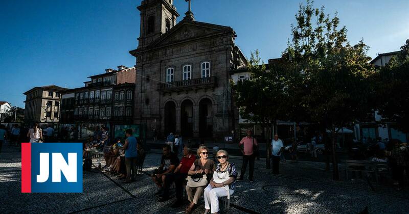 Zonas históricas atoladas em burocracia e custos para terem isenção de IMI