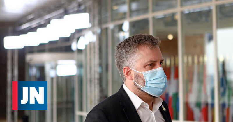 Ministro espera que viagens de avião com menos 600 km desapareçam da Europa